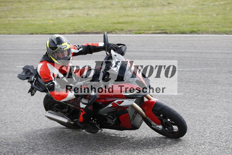 Archiv-2025/10 23.04.2025 Cornu Master School ADR/gruen-vert/56